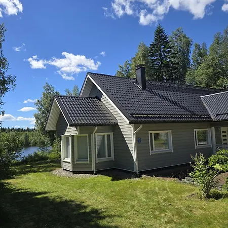 Villa Revontulet Zohar Hazfoni Luxury Kyyvesi *