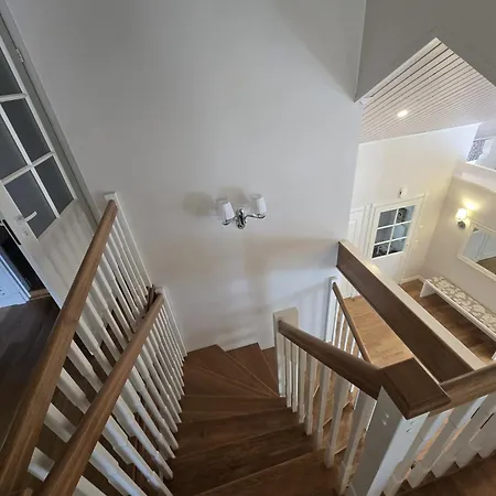 Revontulet Zohar Hazfoni Luxury Kyyvesi Villa Mikkeli
